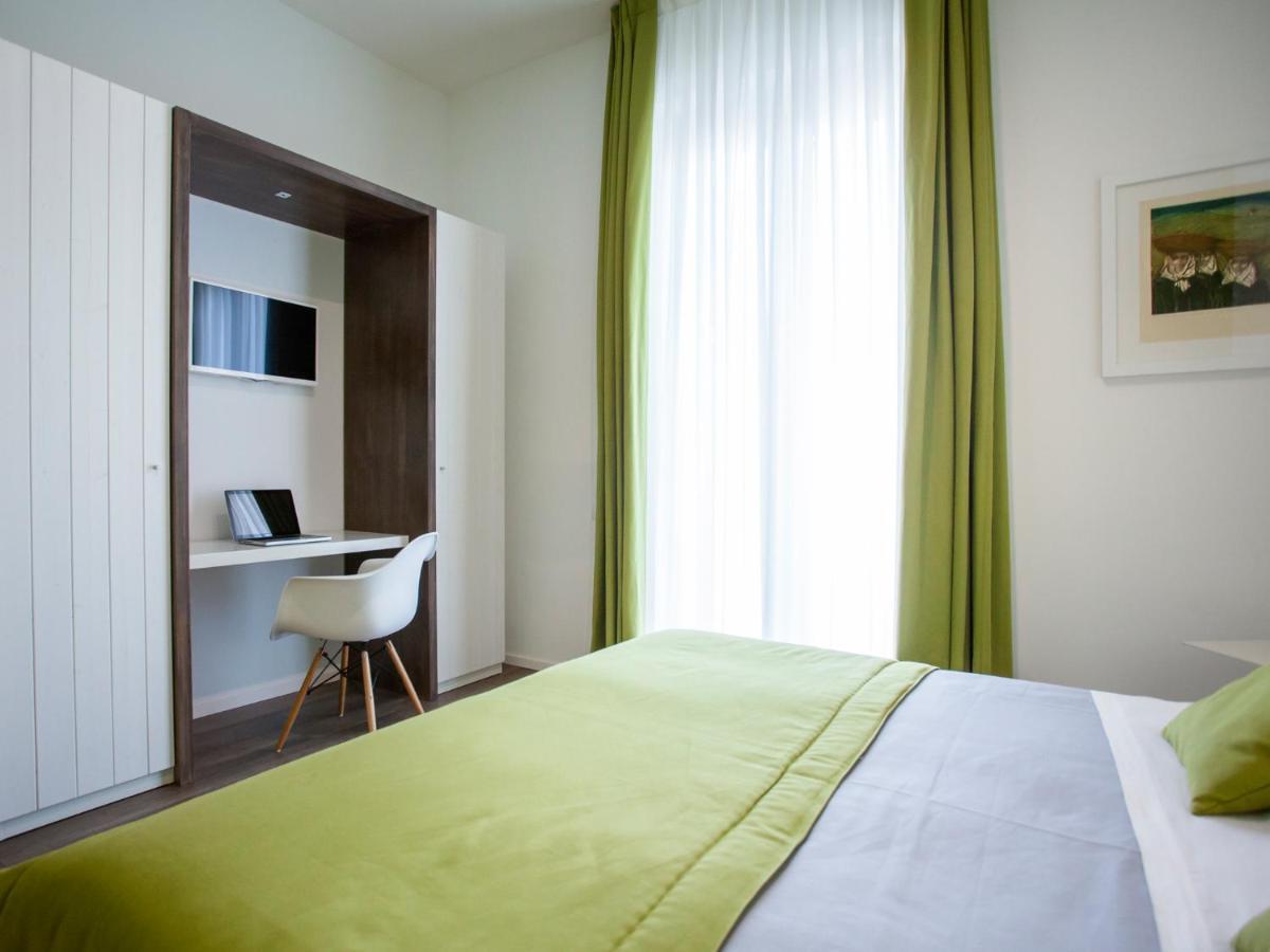 Dimora Mefite-Camere Con Bagno Privato E Self Check-In Matera Eksteriør billede